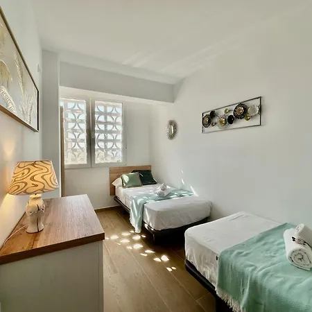 Clubrent - Magnifico En Corazon * Calpe